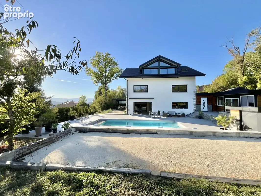 Maison 6 pièces 335 m² à vendre à Choisy (74330) - photo 2