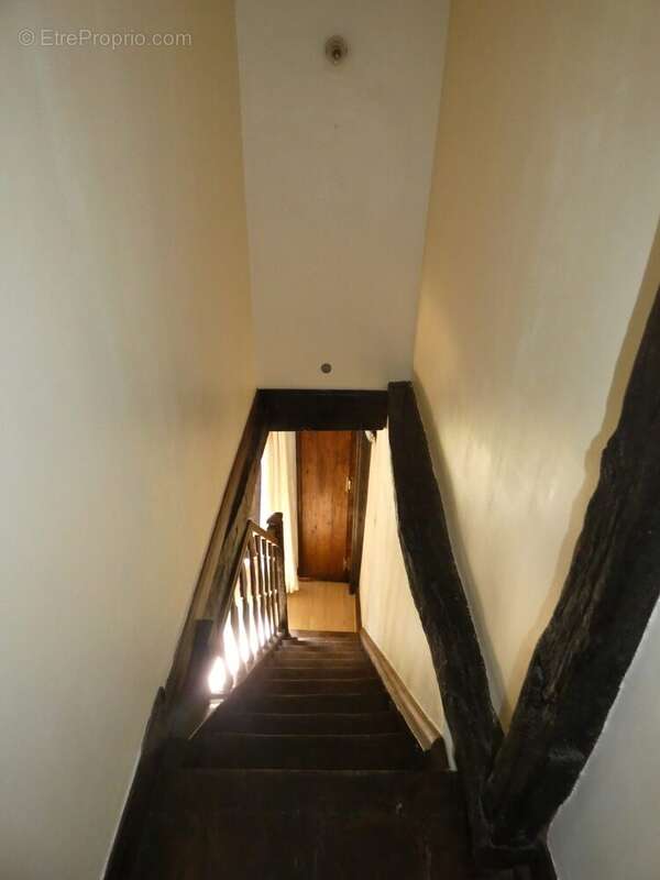 Maison 69 m² à Saint-Pardoux-Les-Cards  - photo 8