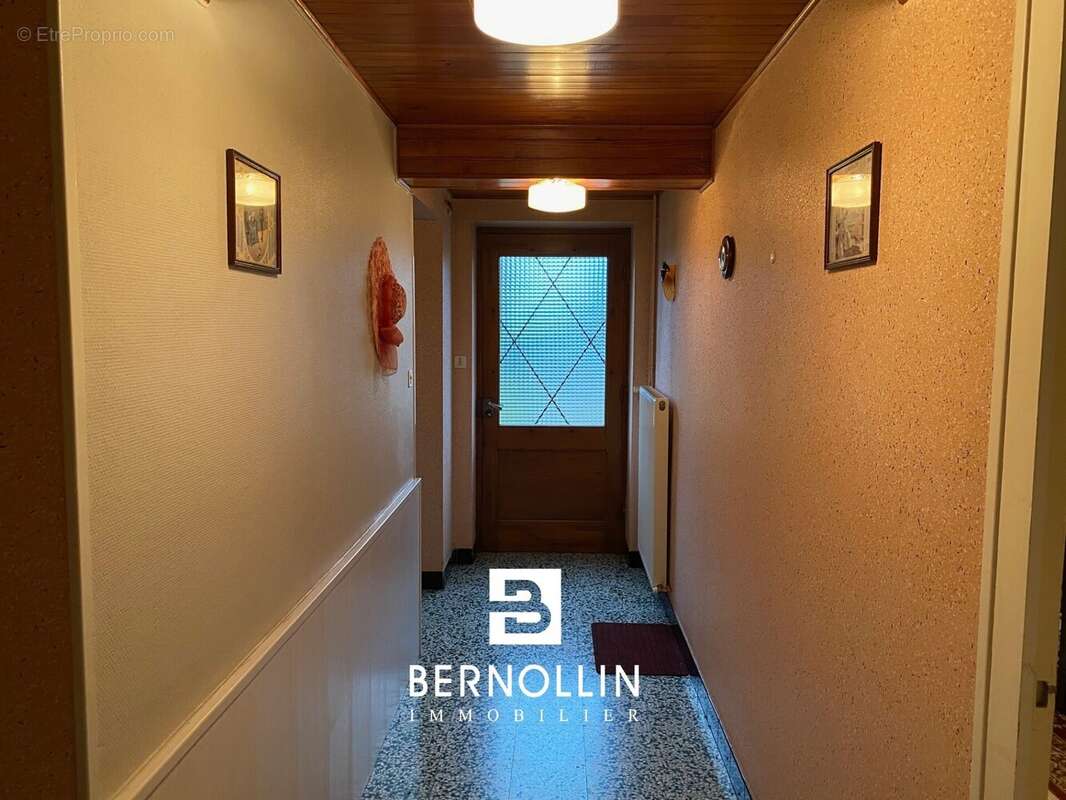 Maison à CONFRANCON