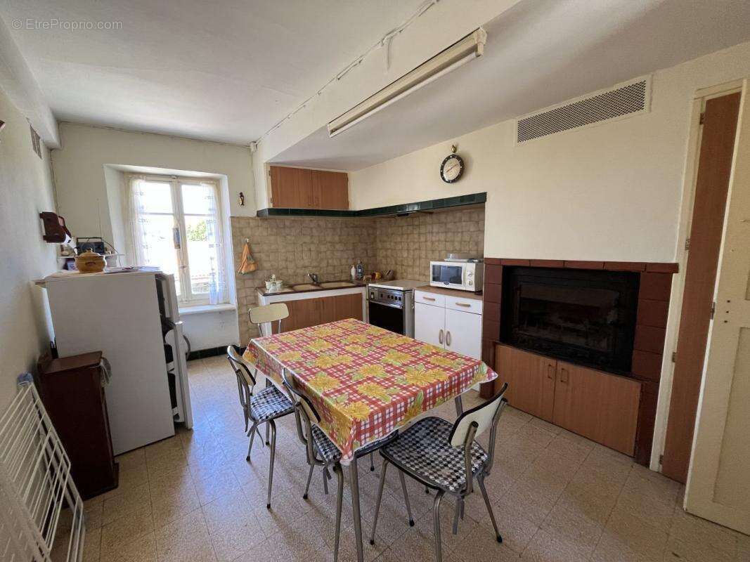 Maison 89 m² à Ouveillan  - photo 4