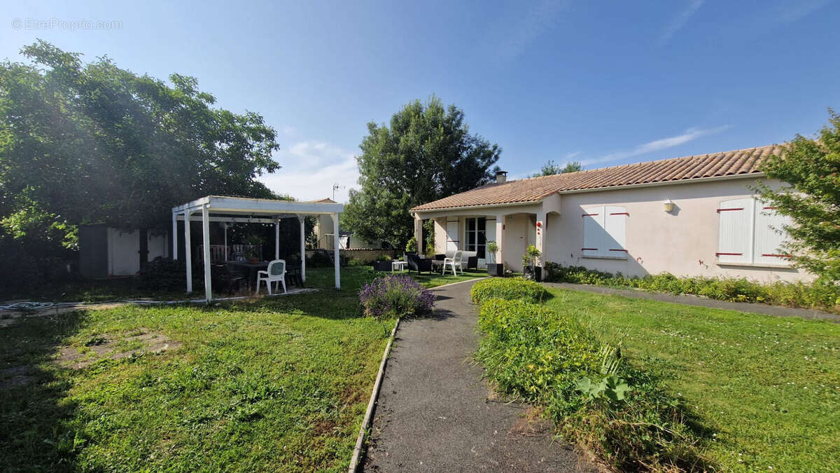 Maison 104m² à saint-georges-du-bois - photo 11