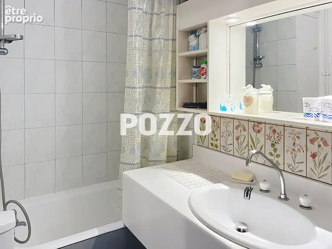 A Vendre  Bénerville Sur Mer  Appartement de  2 pièces  avec parking - photo 7