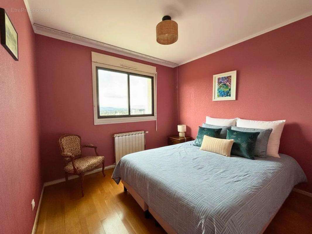 Appartement à LYON-5E