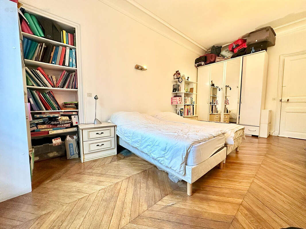 Appartement à PARIS-19E