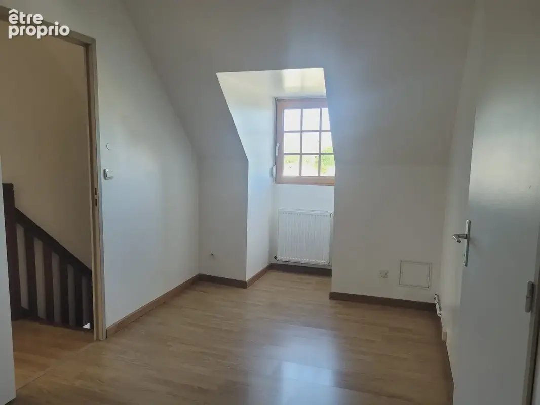 En vente à Heudebouville maison récente F5 