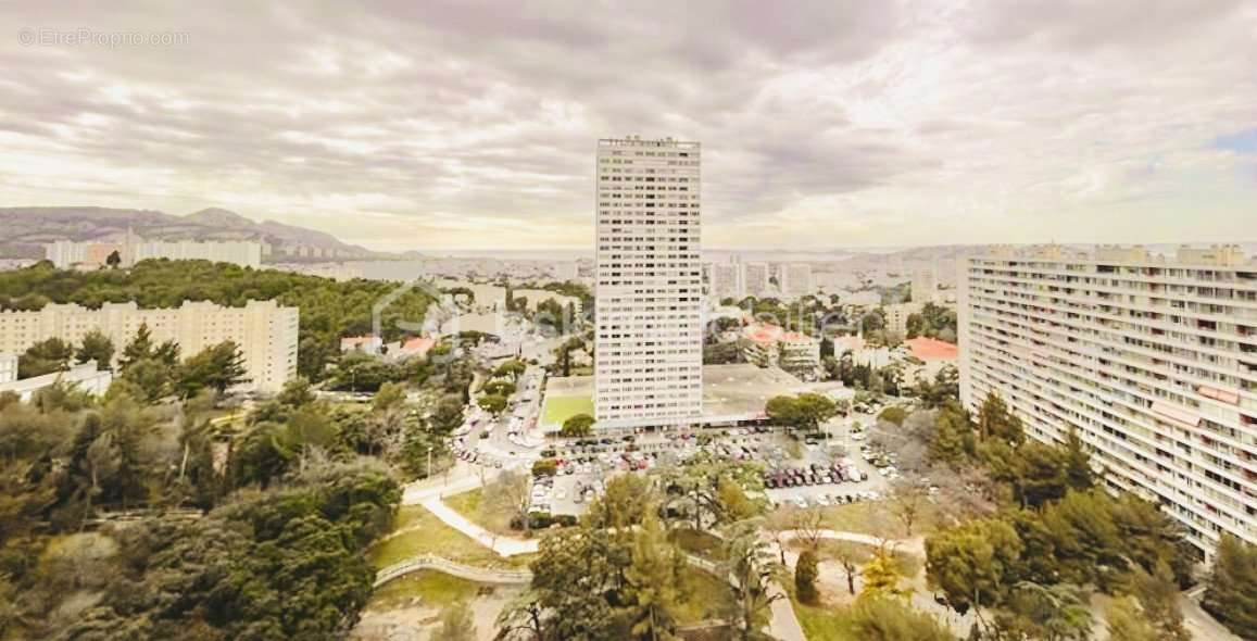 Appartement à MARSEILLE-9E