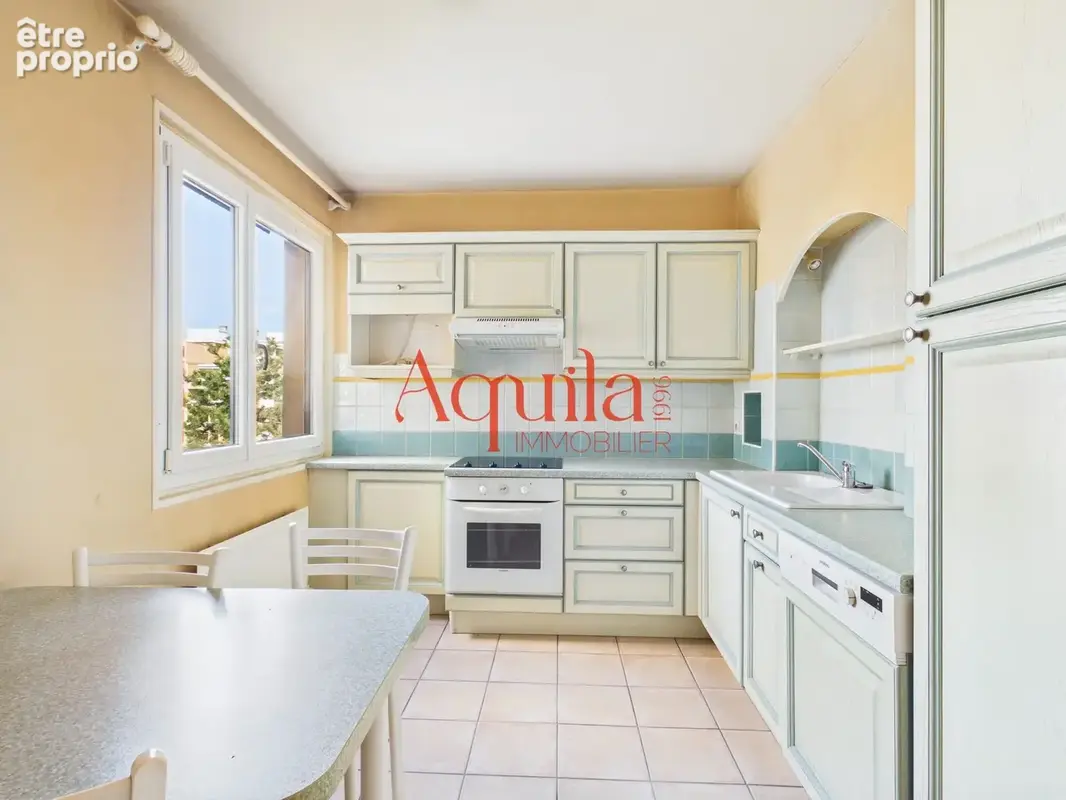 Appartement 5 pièces 110 m² à vendre à Villeurbanne (69100) - photo 5