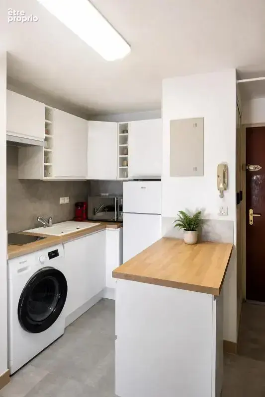 Appartement 2 pièces de 28 m² situé à Le Lavandou 700M de la mer - photo 2
