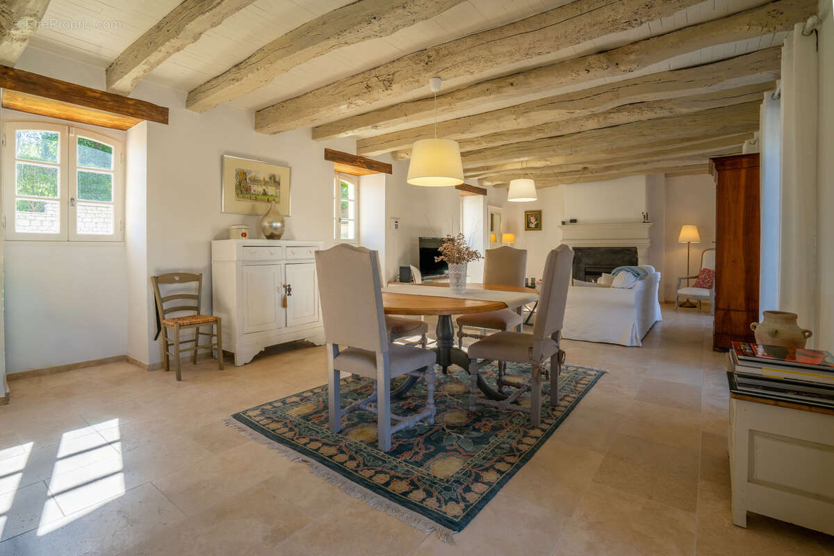 Maison à TREJOULS