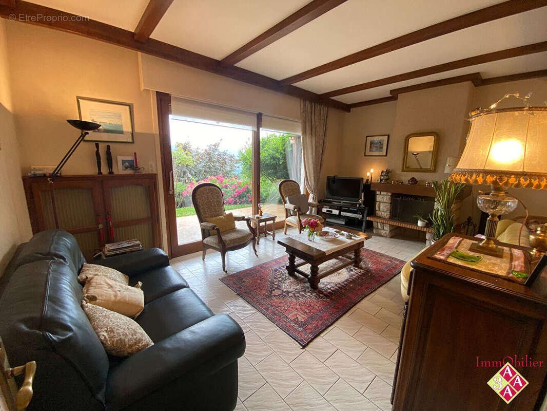 Maison à SAINT-ISMIER