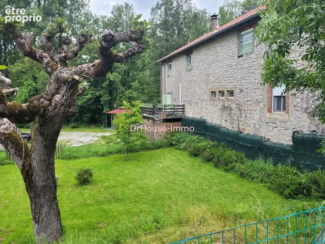 Maison 11 pièces 495 m² à vendre à Prayssac (46220) - photo 4