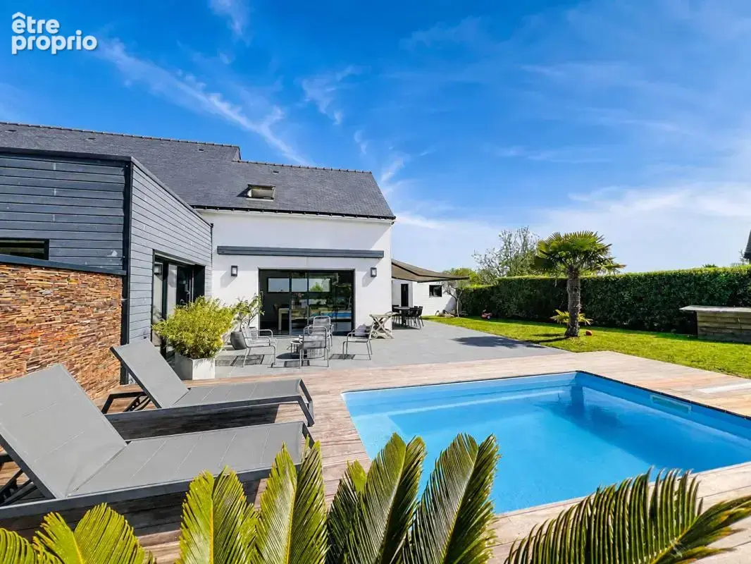 Belle contemporaine avec piscine- 196 m2 - 4 suites - photo 2