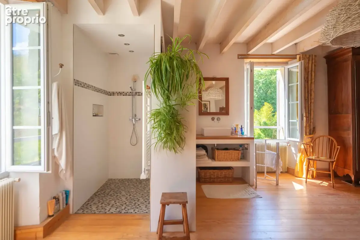 Maison de campagne en pierre   217 m2   propriété de 1,52 ha   piscine & lodge - photo 16