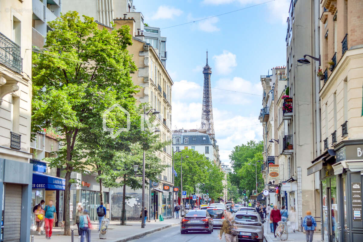 Appartement à PARIS-15E
