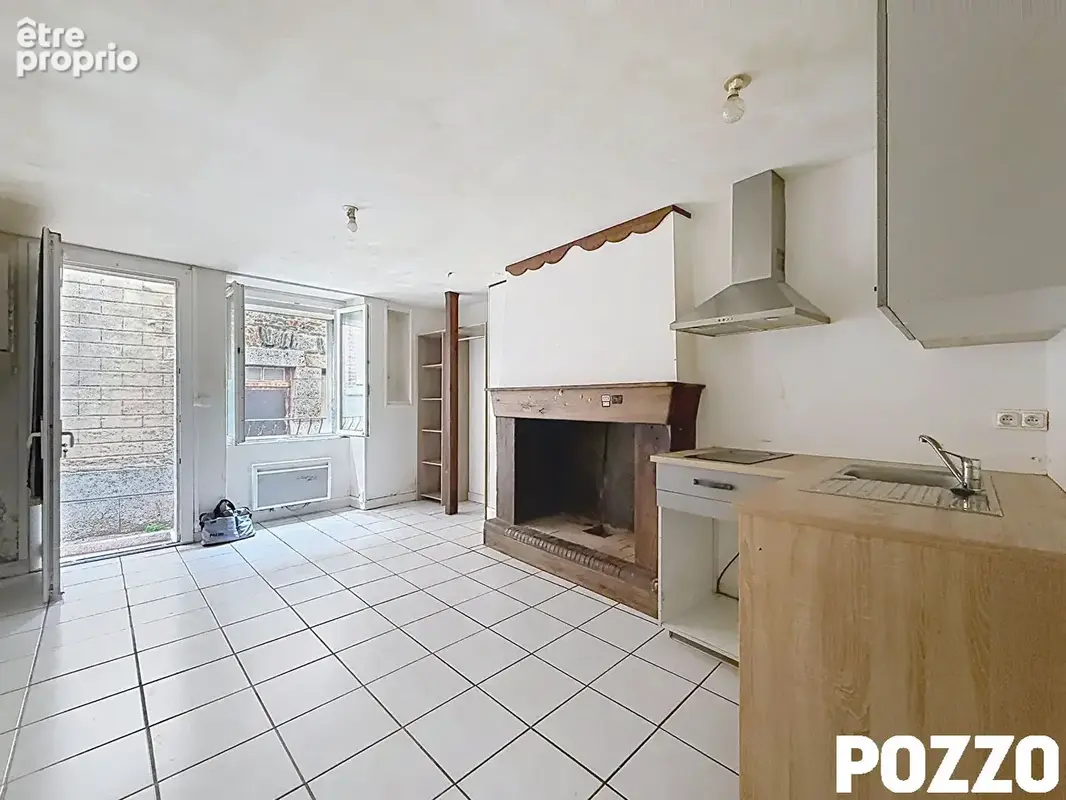 Appartement centre ville RDC  Granville 1 pièce 20.28 m2 - photo 2