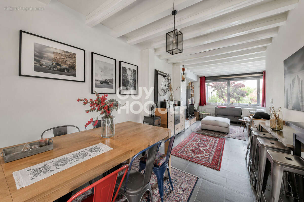 Appartement à BRIE-COMTE-ROBERT