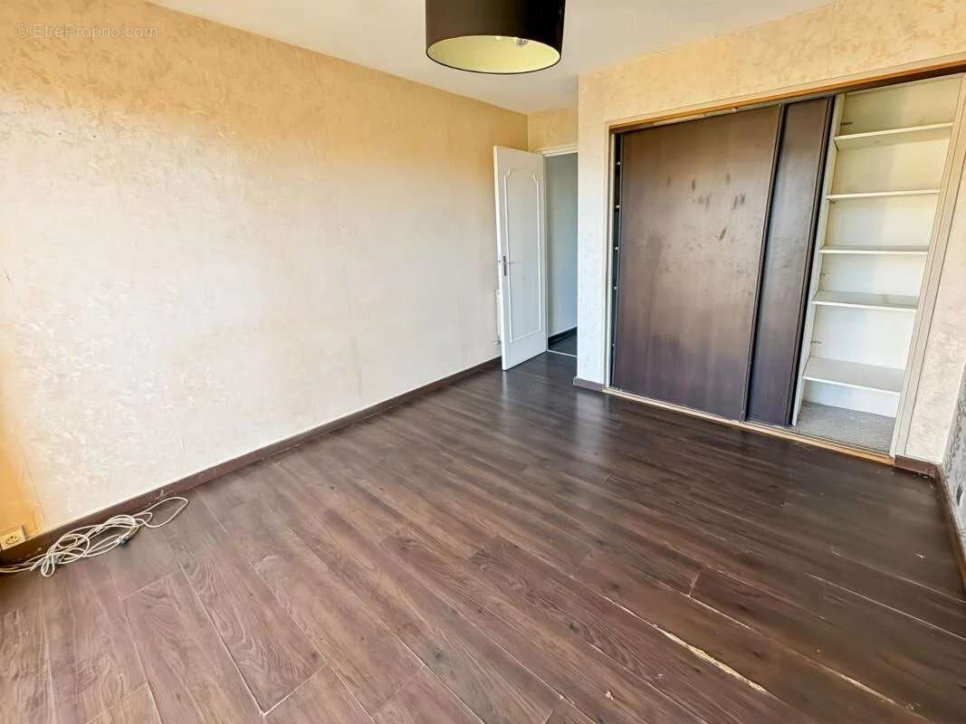 Appartement à MANDELIEU-LA-NAPOULE