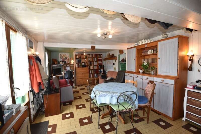 Maison à vendre 3 pièces GANNAY SUR LOIRE (03) - photo 2