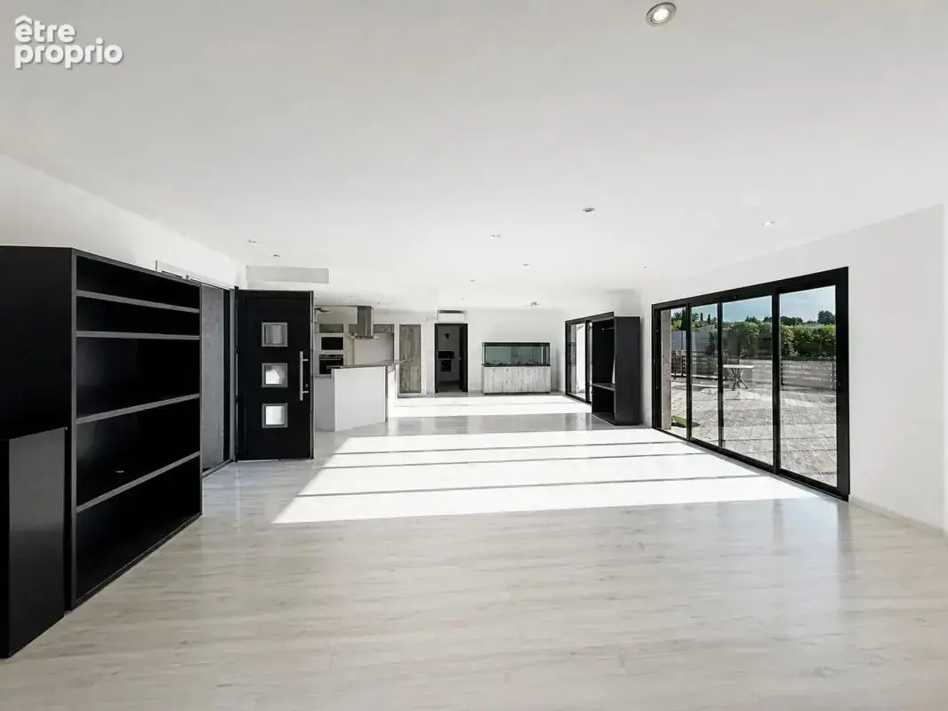 Maison de 8 pièces de 244 m² à Montauban - photo 10