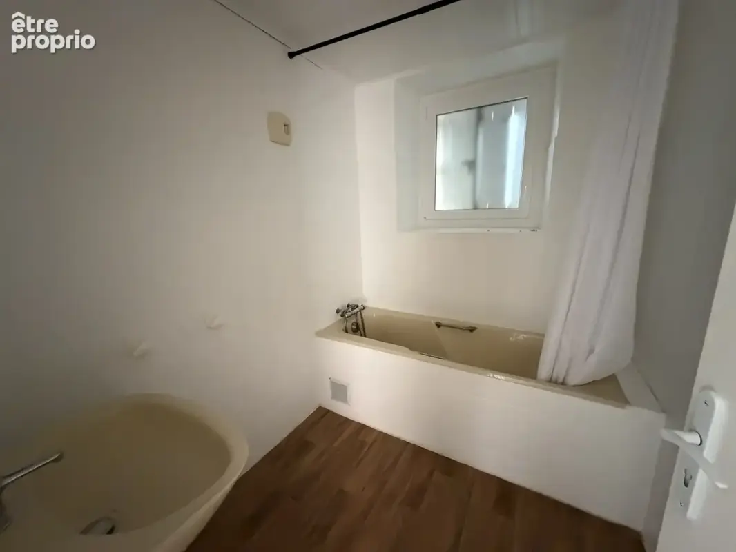 EXCLUSIVITÉ   Charmante maison avec jardin et garage à Saint-Barthélemy - photo 5