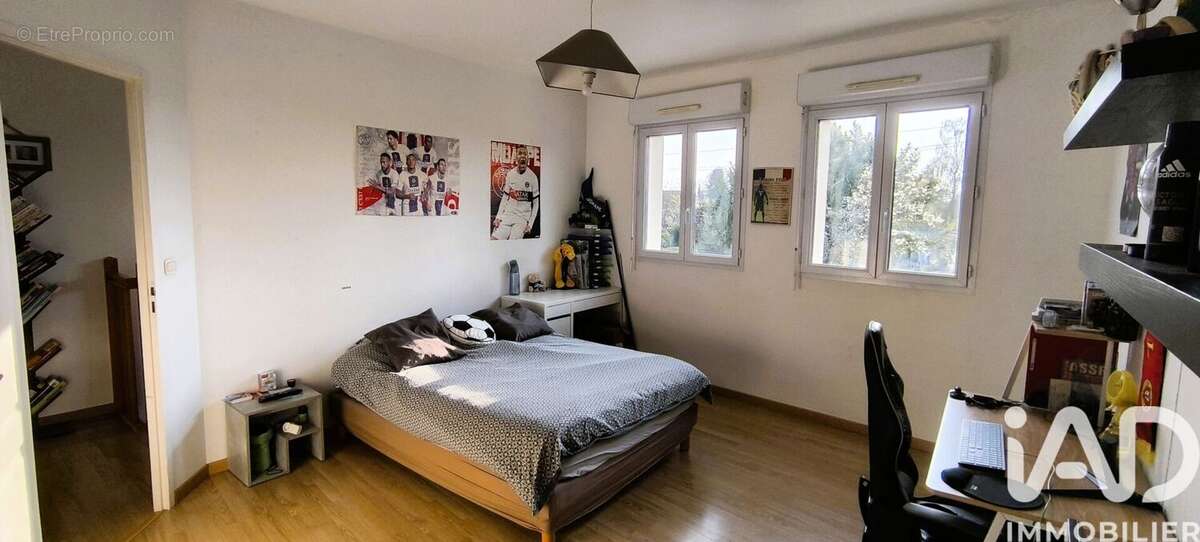 Photo 9 - Maison à QUINCY-VOISINS