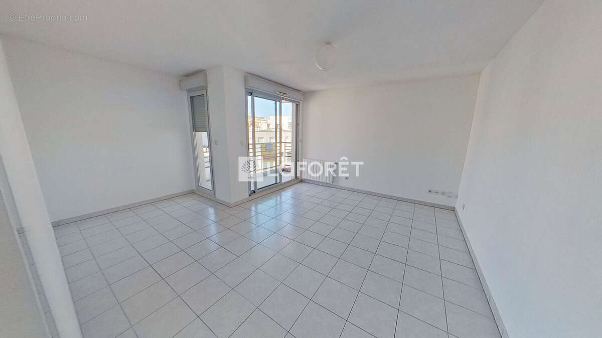 Appartement à LYON-8E