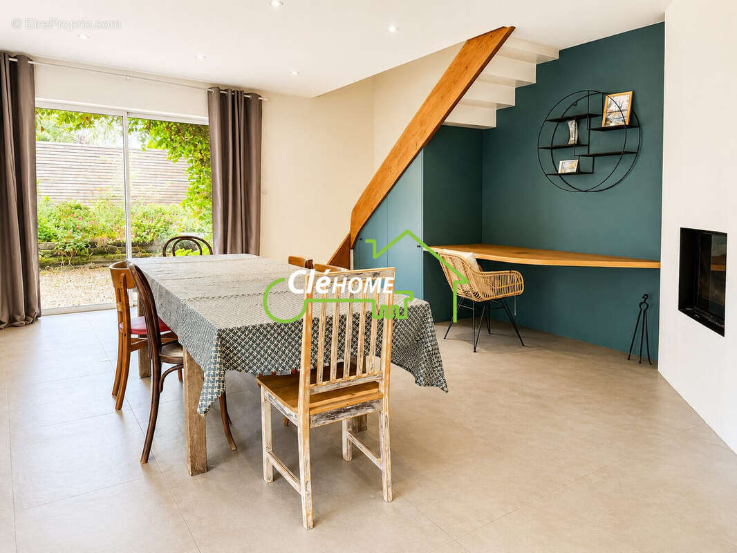 Maison à LENTILLY