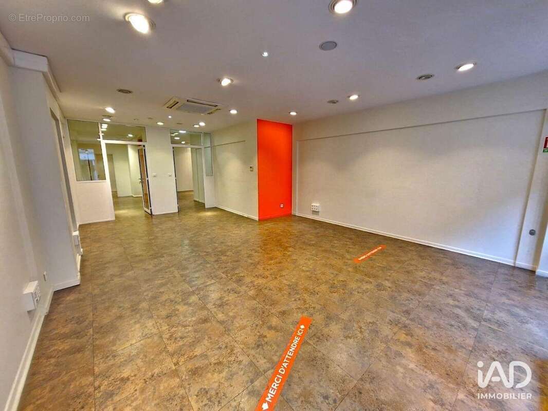 Photo 6 - Commerce à GIEN