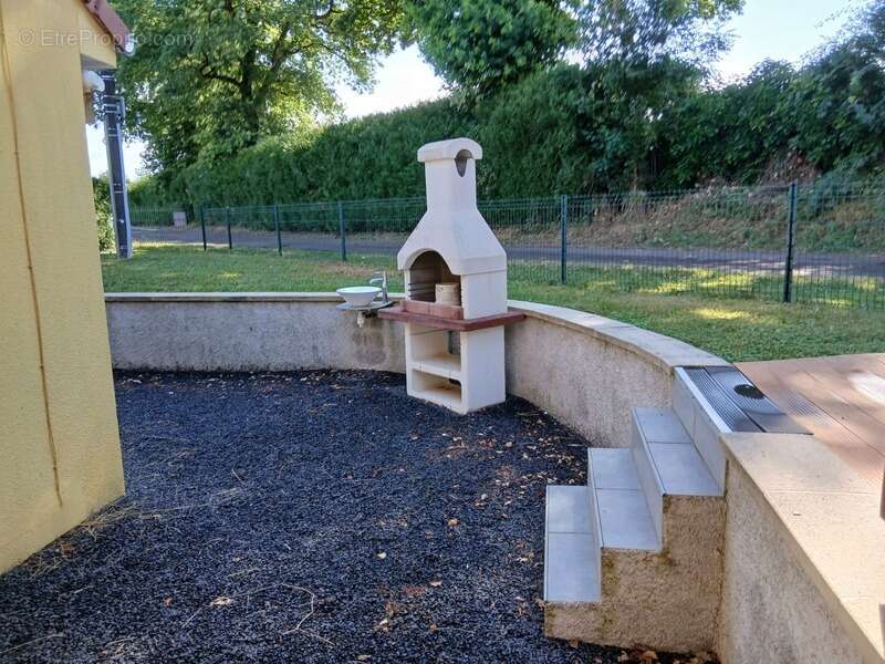 Maison à vendre 4 pièces VILLERSEXEL (70) - photo 4