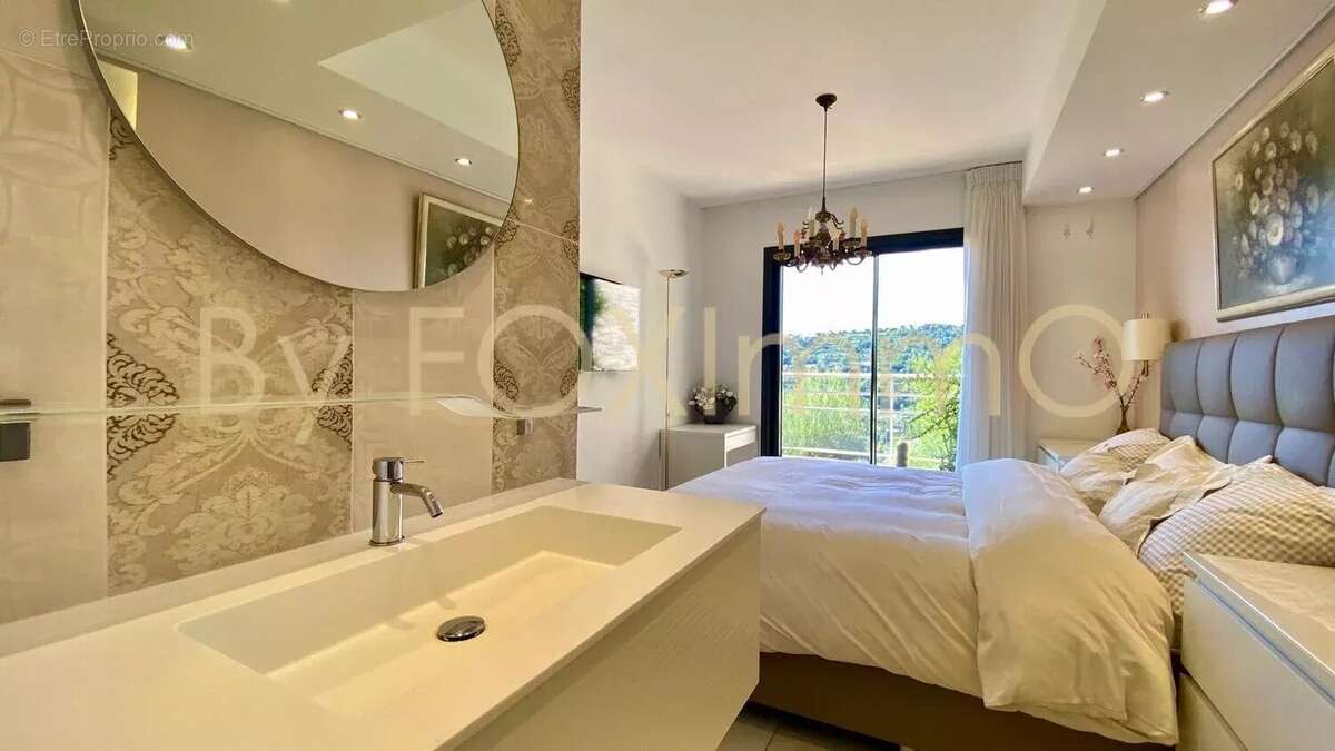 Appartement à CAGNES-SUR-MER