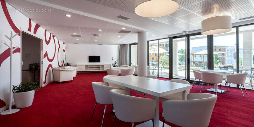 Senioriales® de Juvignac Appartement T3 63,63 m2 +  terrasse de 8,37m2 - Derniere étage  -Disponible immédiatement - photo 4