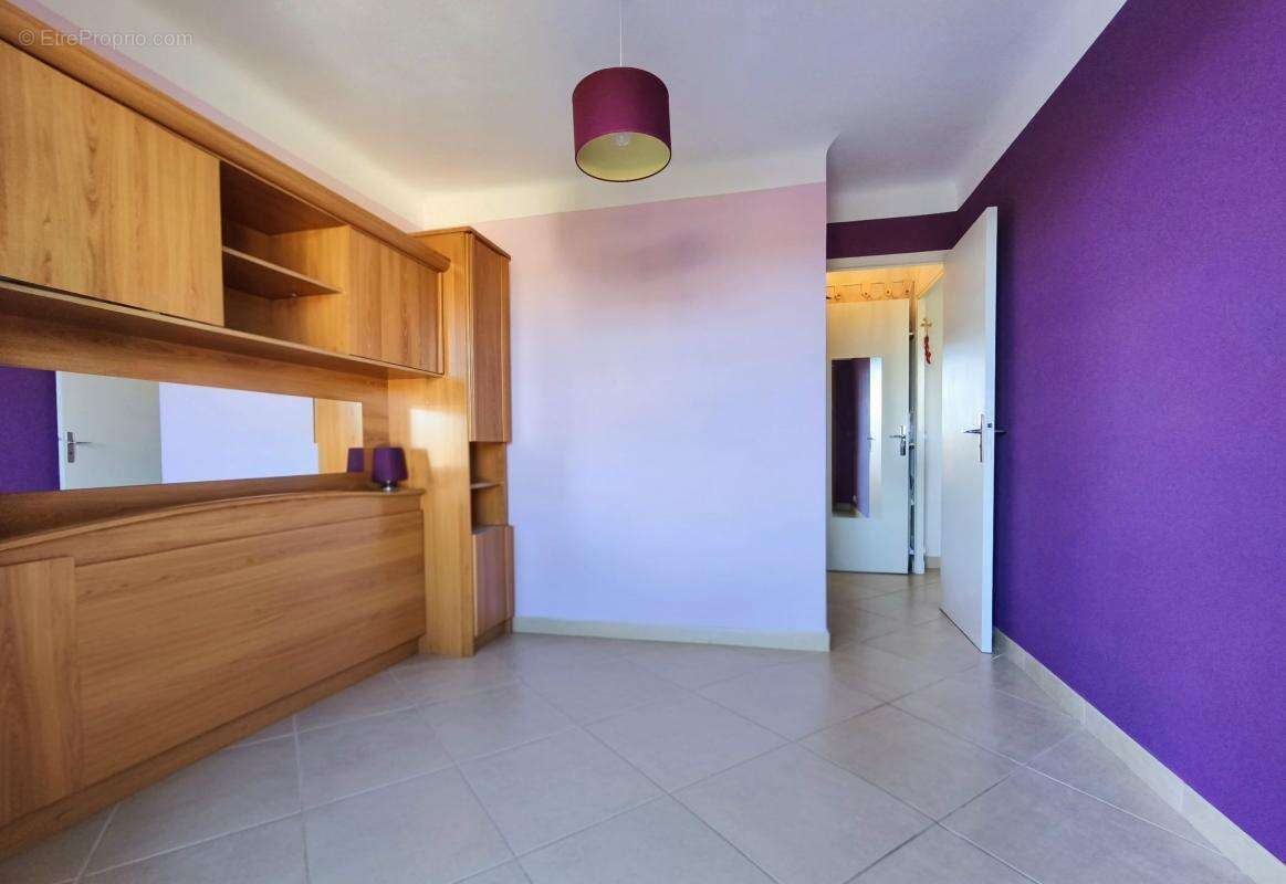 Appartement à SIX-FOURS-LES-PLAGES