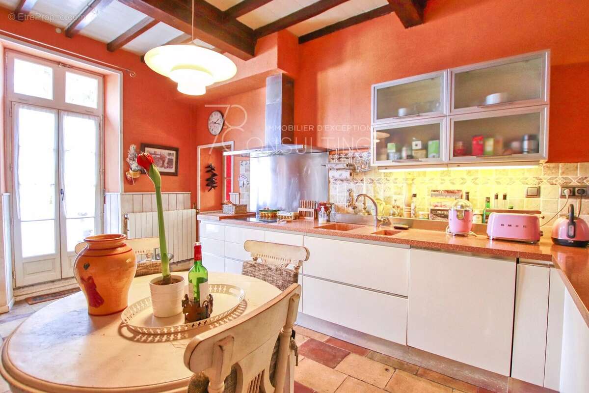 Maison à LISLE-SUR-TARN