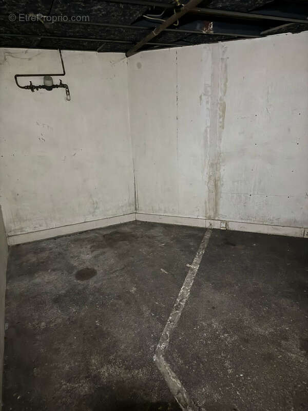 Commerce à CORBEIL-ESSONNES