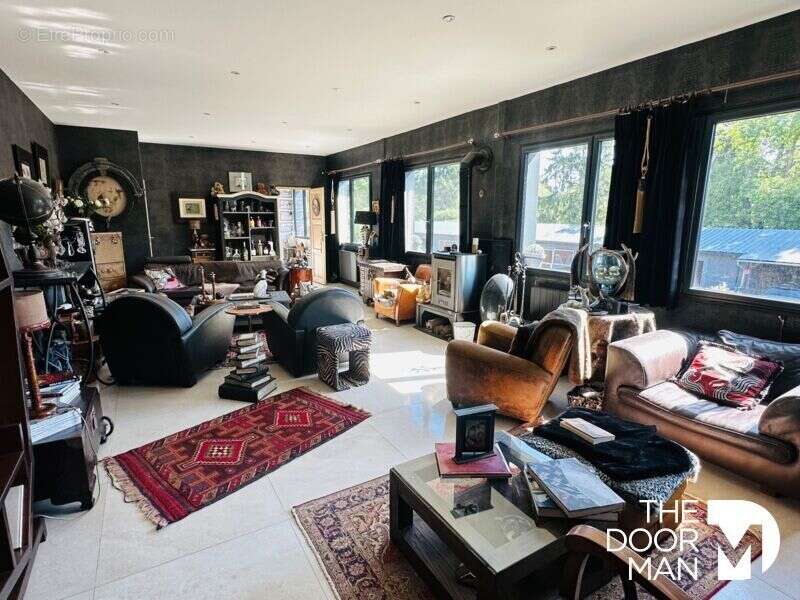 Maison à FONTAINEBLEAU