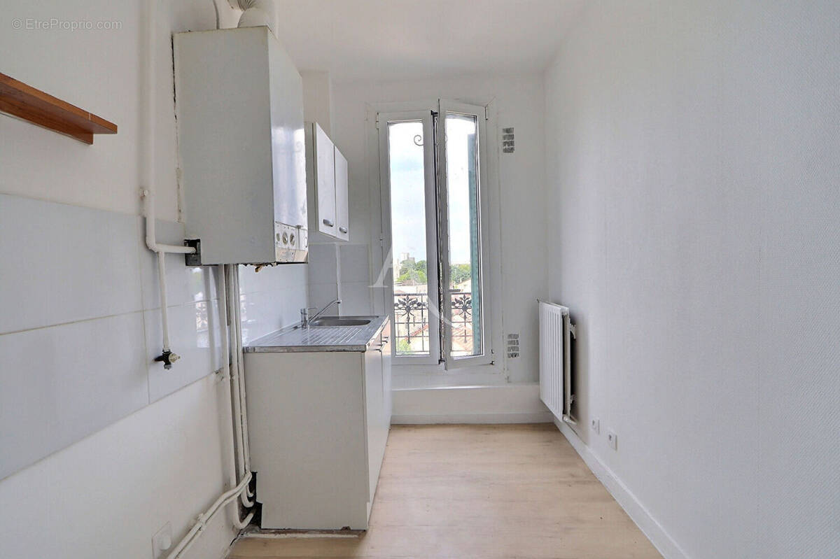 Appartement à LA COURNEUVE