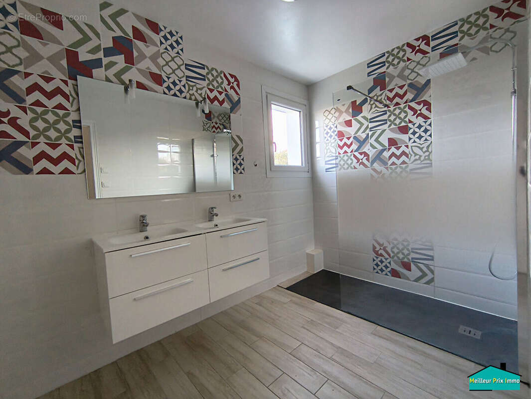 Maison à BOIS-DE-CENE