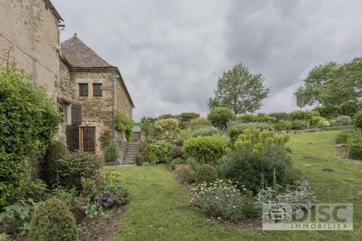 Maison à NAJAC
