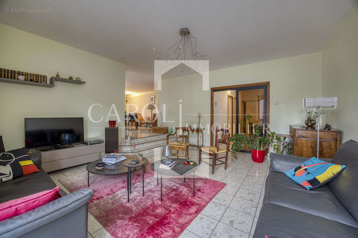 Appartement à ANNECY-LE-VIEUX