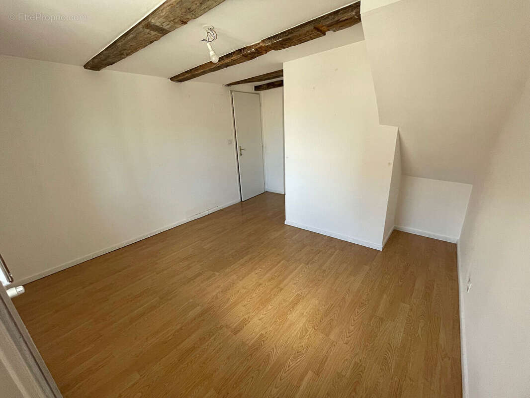 Appartement à LUXEUIL-LES-BAINS
