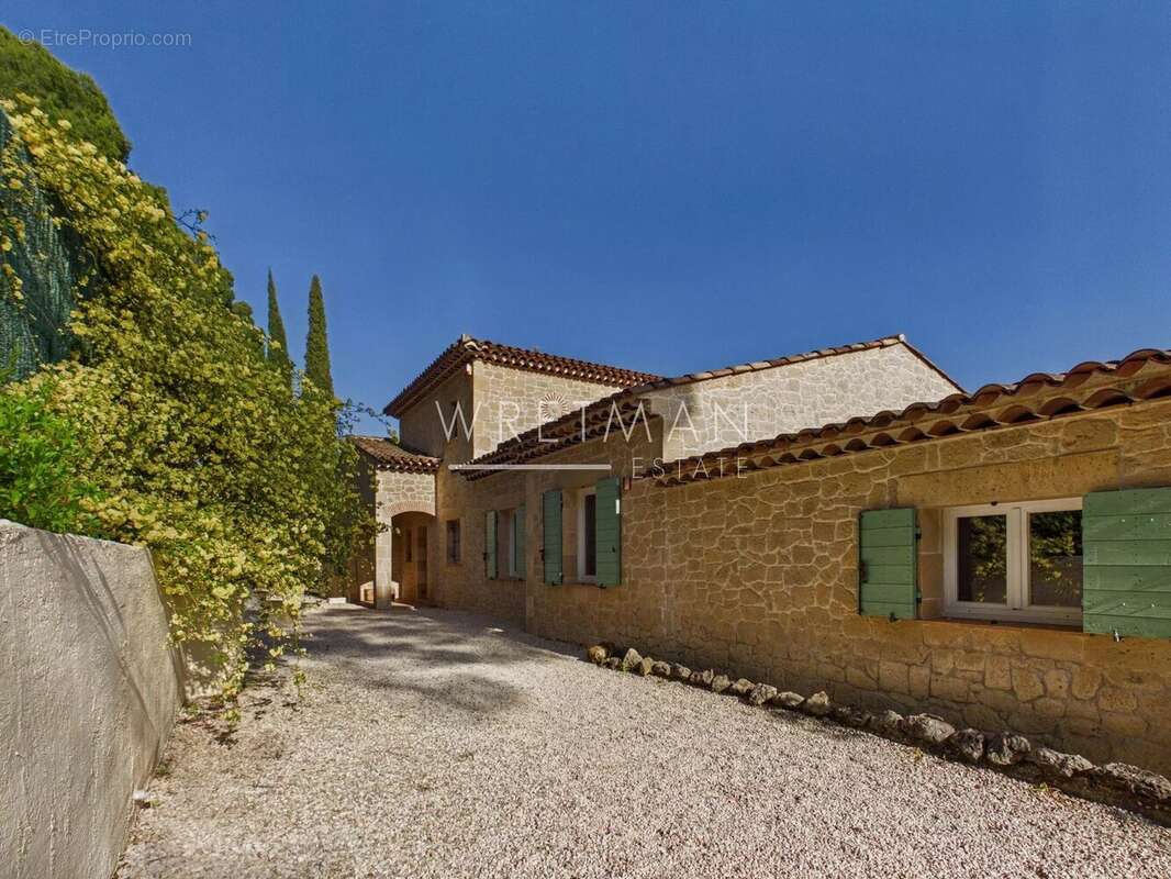 Maison à LA MOTTE