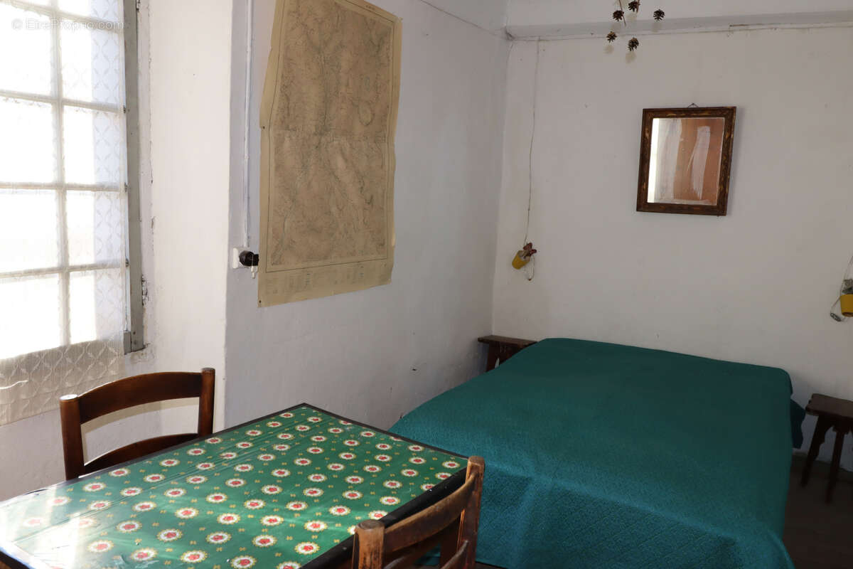 Maison à COLMARS
