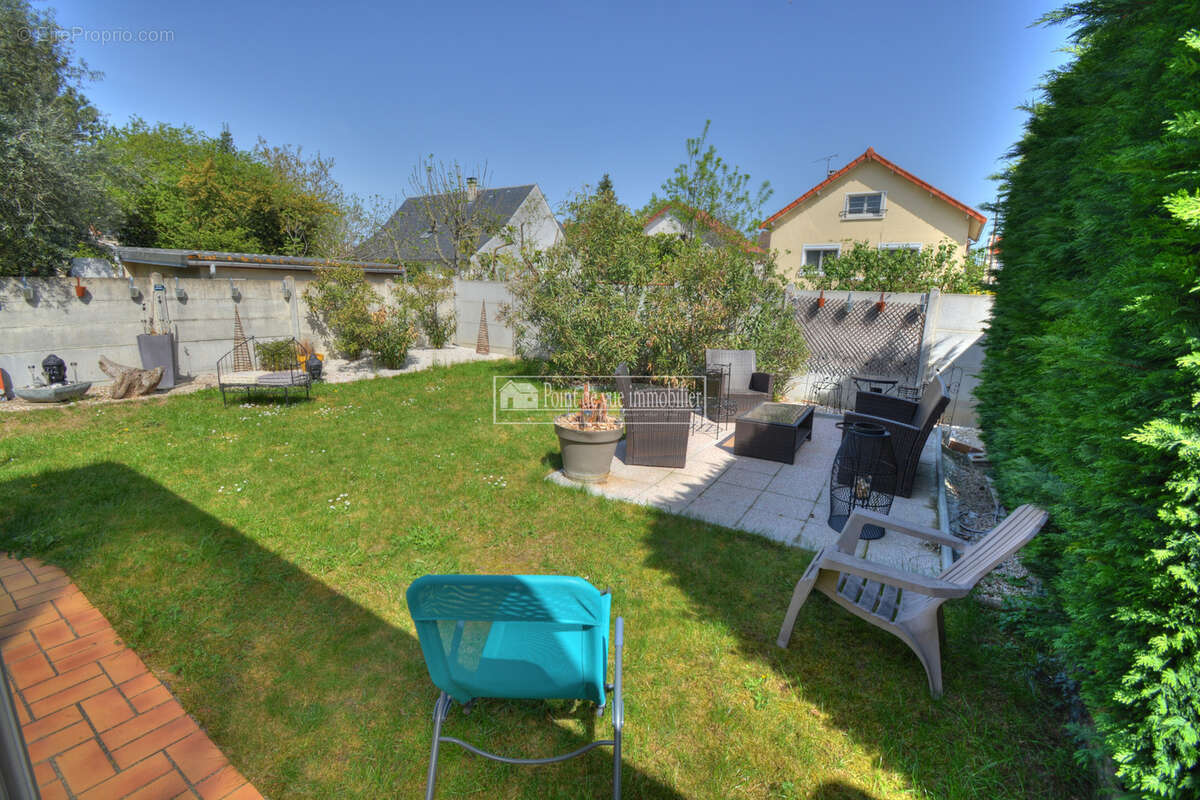 Maison à SAVIGNY-SUR-ORGE