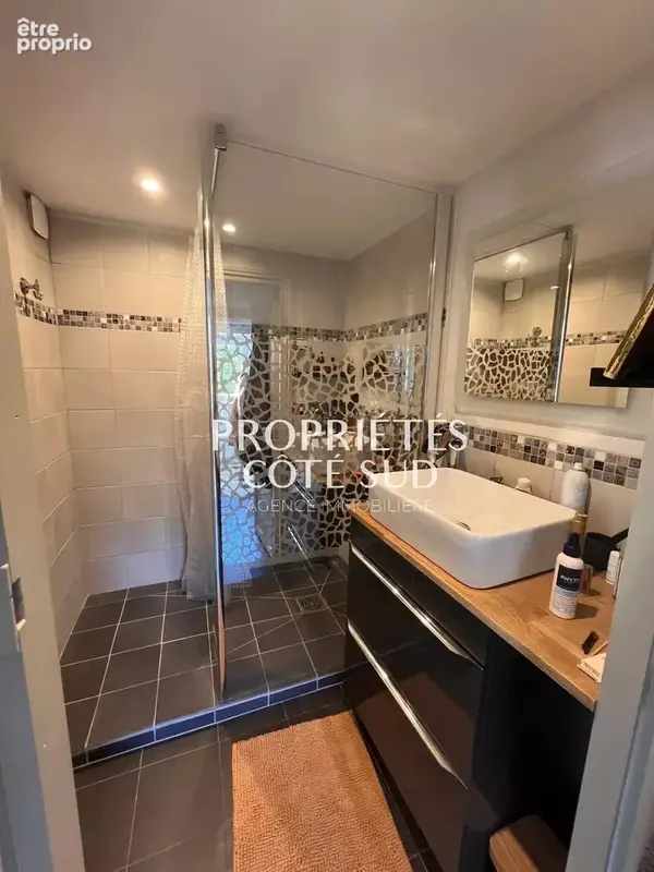Pujaut, maison de caractère 246 m2  piscine  165 m2 de potentiel- **750 000 €  exclusivité** - photo 12