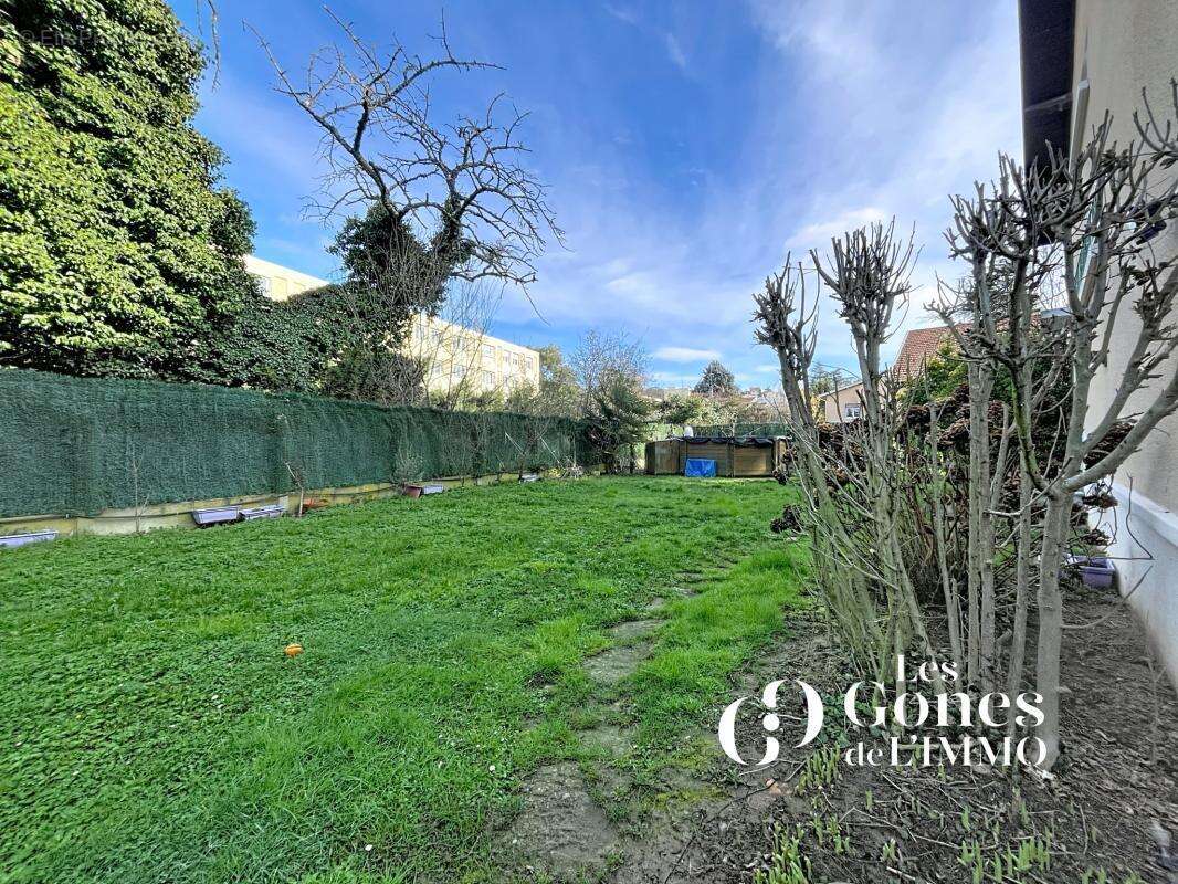 Maison à FRANCHEVILLE