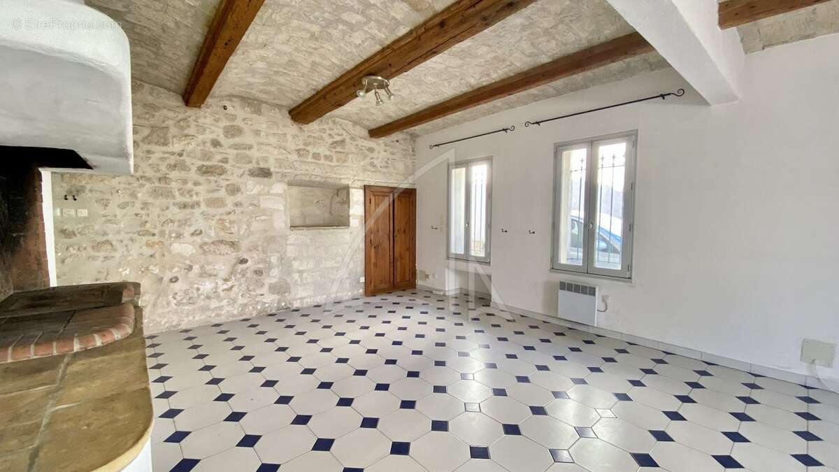 Maison à LUNEL-VIEL