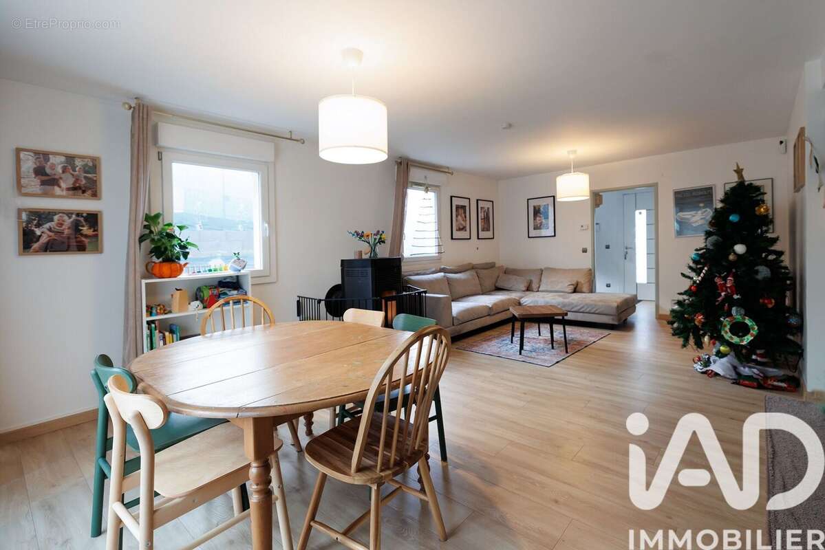 Photo 4 - Maison à HELSTROFF