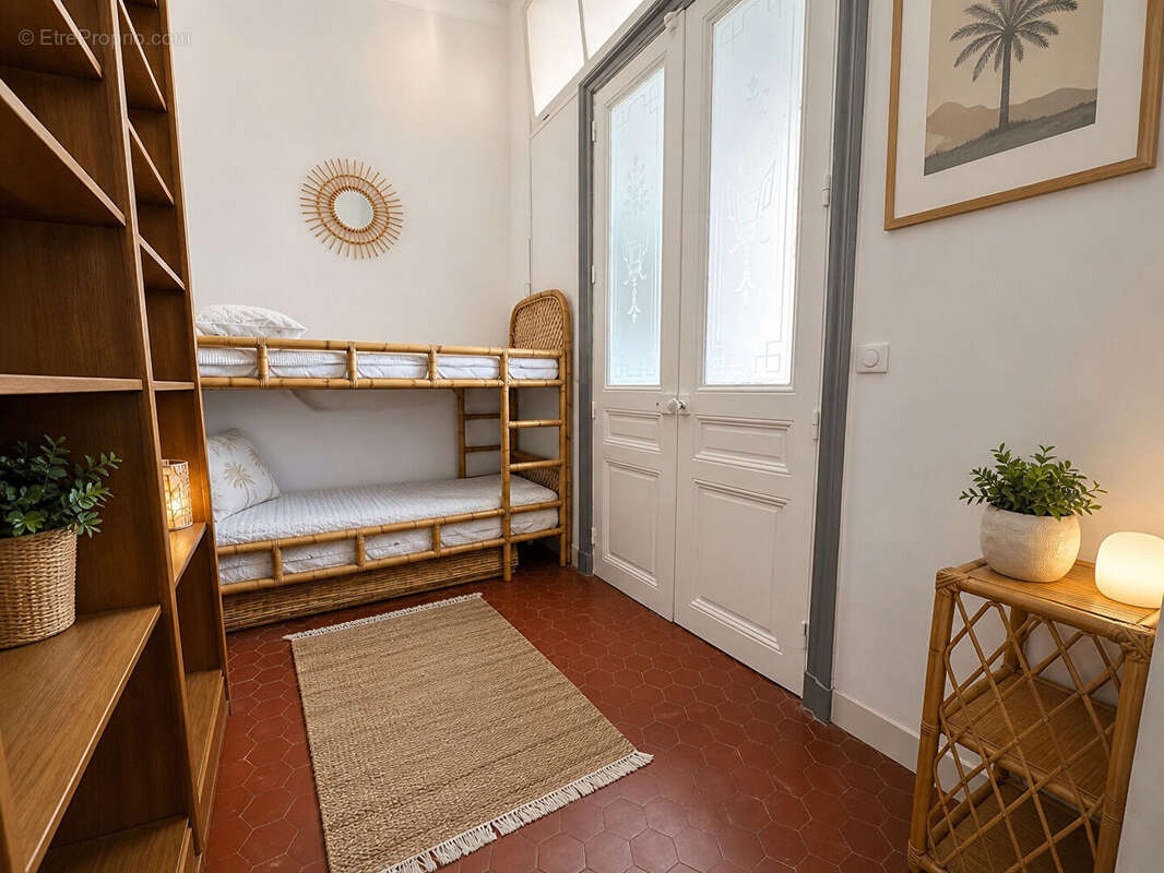 Appartement Marseille 4/5 pièce(s) 130 m2 - photo 6