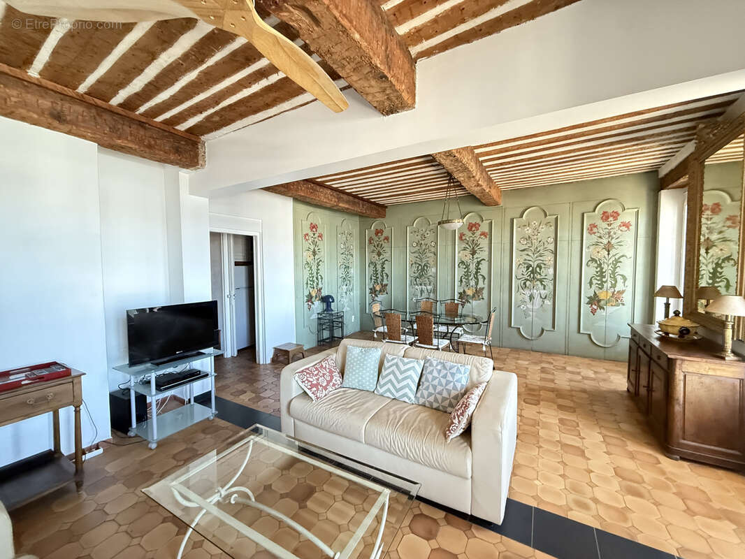 Appartement à SAINT-TROPEZ