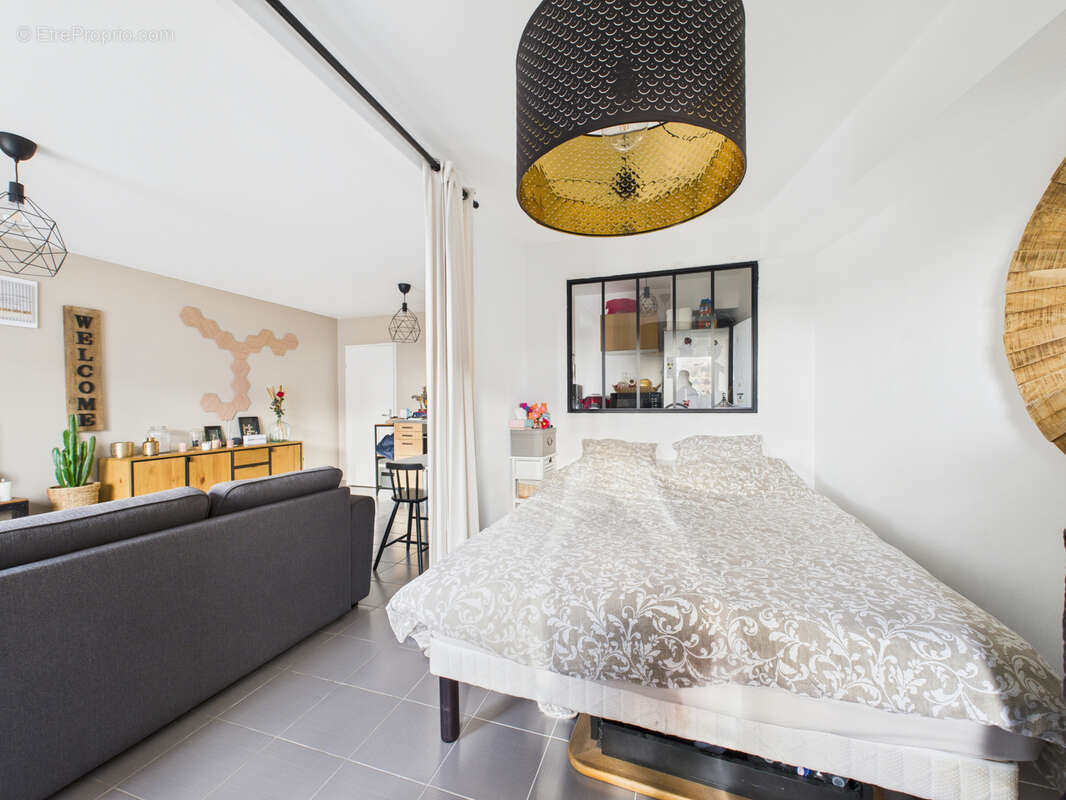 Appartement à SARTROUVILLE